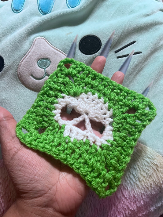 𝕾𝖐𝖚𝖑𝖑 𝕲𝖗𝖆𝖓𝖓𝖞𝖘𝖖𝖚𝖆𝖗𝖊 𝕮𝖔𝖆𝖘𝖙𝖊𝖗